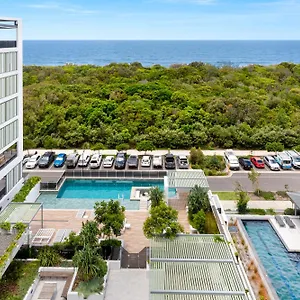 Seanna Residences Bokarina Hotel