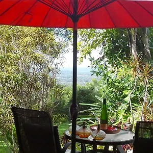 montville-bb.hotelssunshinecoast.net/
